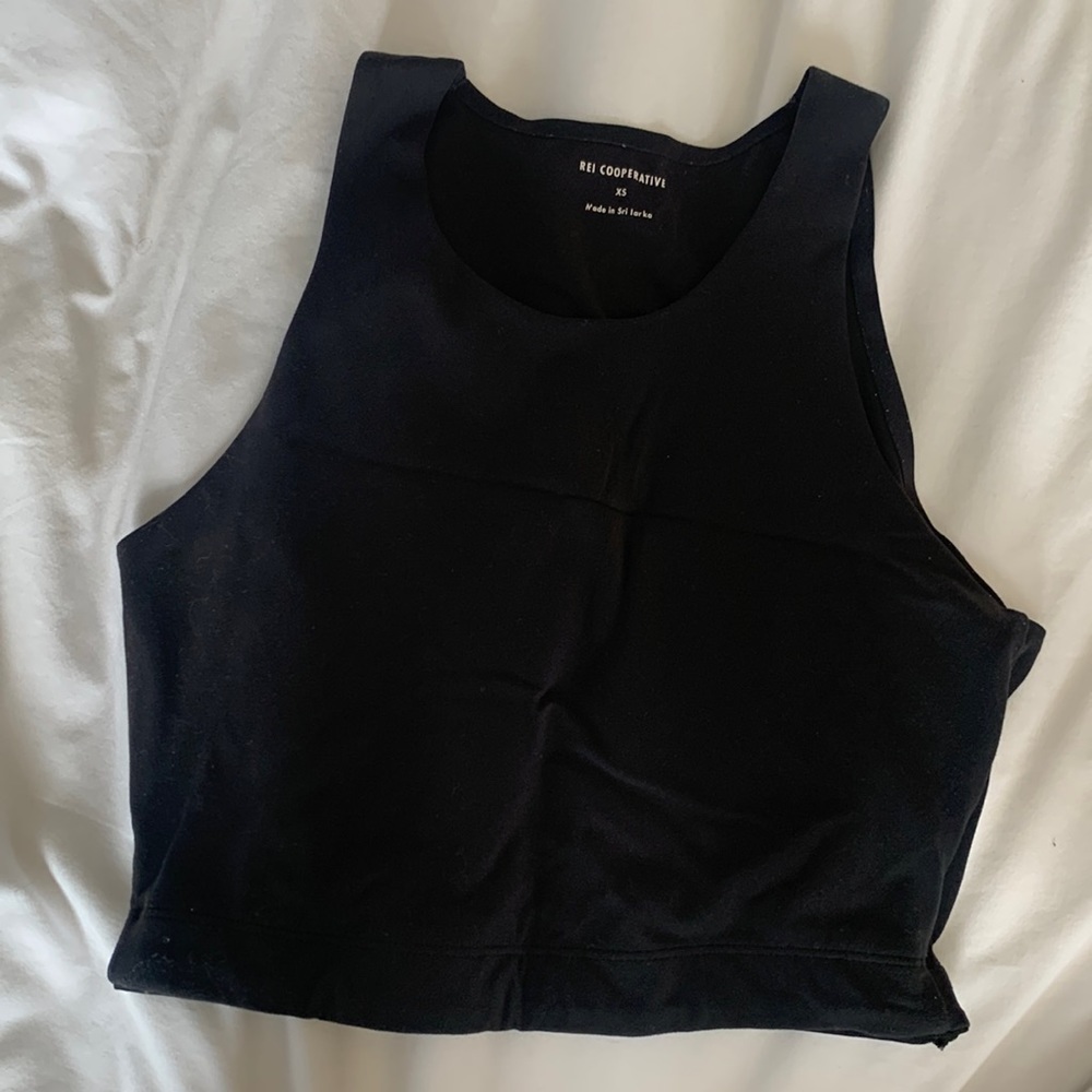 Rei crop top / sports bra